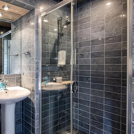 Juhlatalo Johtola Alojamento de Acomodação e Pequeno-almoço 4*