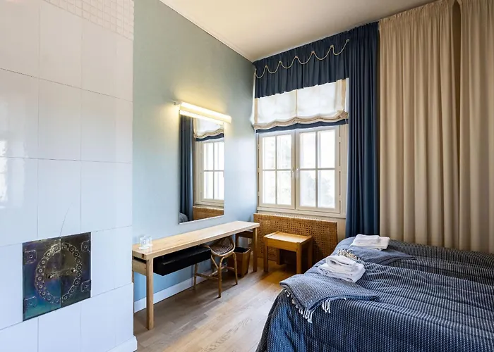 Juhlatalo Johtola B&B 라우마